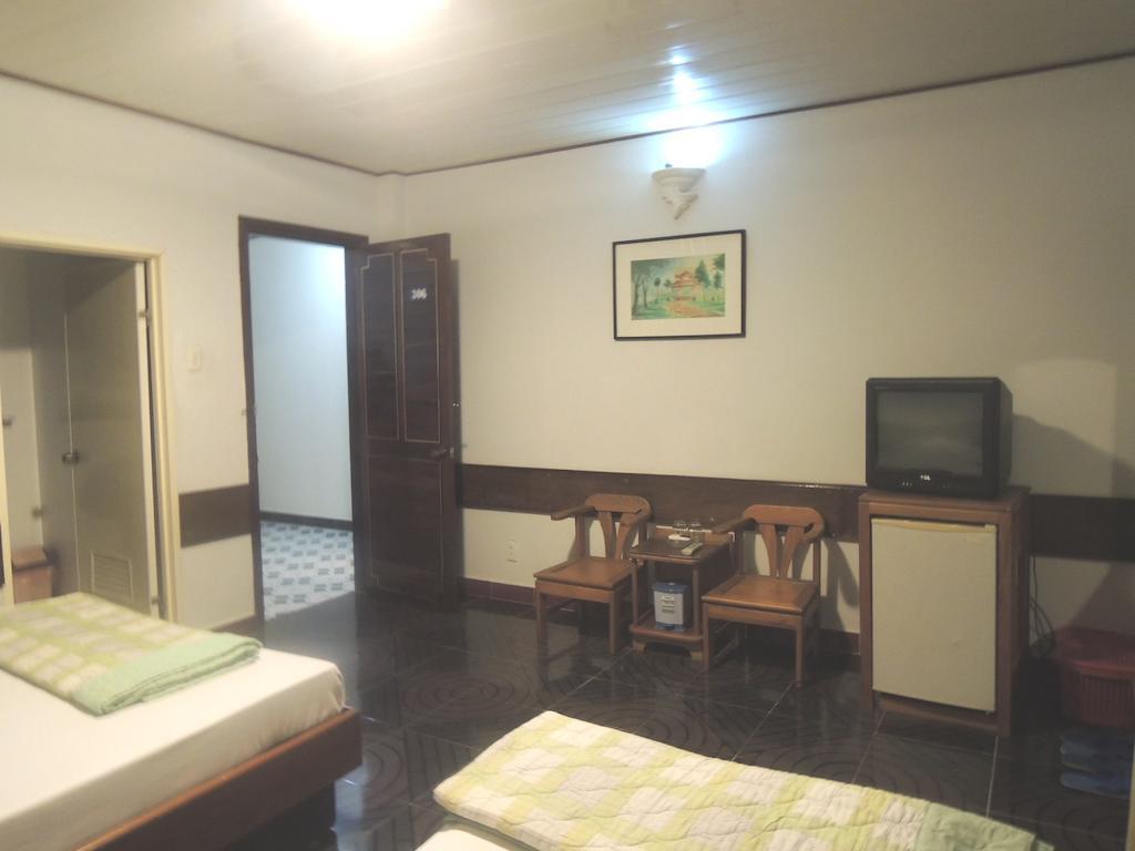Phoenix Hotel Hue Zewnętrze zdjęcie