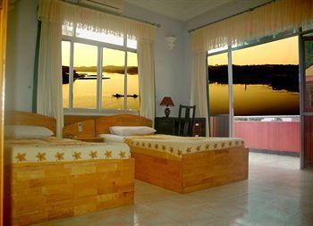 Phoenix Hotel Hue Zewnętrze zdjęcie